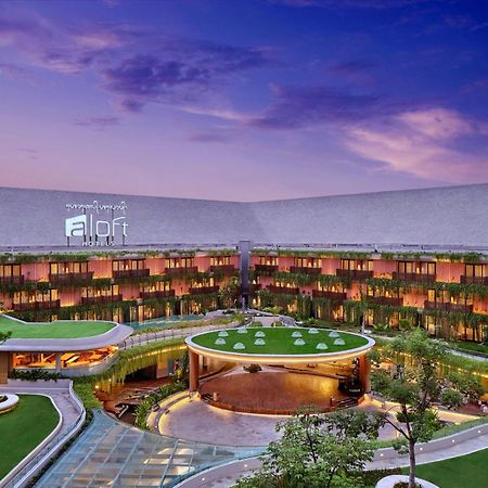 Aloft Bali Kuta At Beachwalk Экстерьер фото